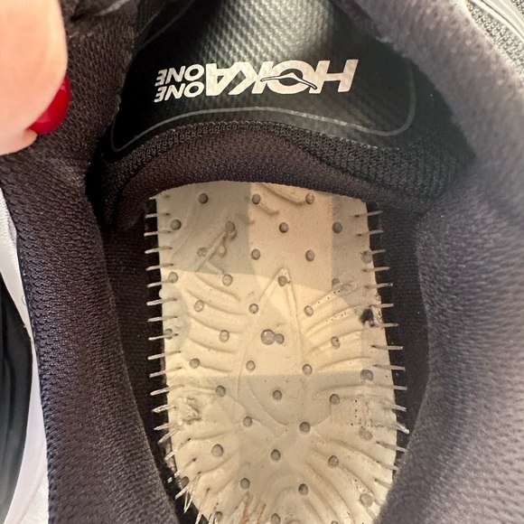 Hoka One One Women’s Bondi 7 Black & White Running Shoes - Picture 11 of 15